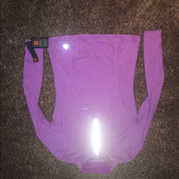 RBX Brand Sport sweater women’s medium - brand new - Picture 3 of 3